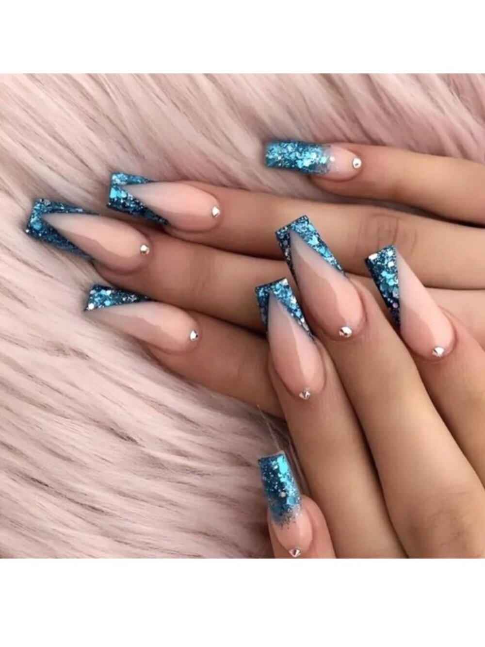 Nails Blue Glitter Gems Fake Press On 24 Sexy Glam Rhinestone Reusable Sparkle